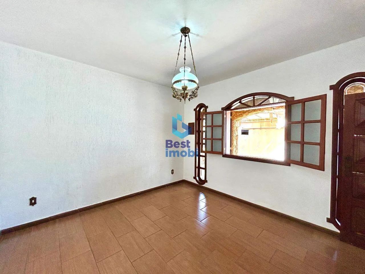 Casa à Venda com 4 Quartos, 2 Suítes, Área Gourmet e 3 Vagas - Foto 3