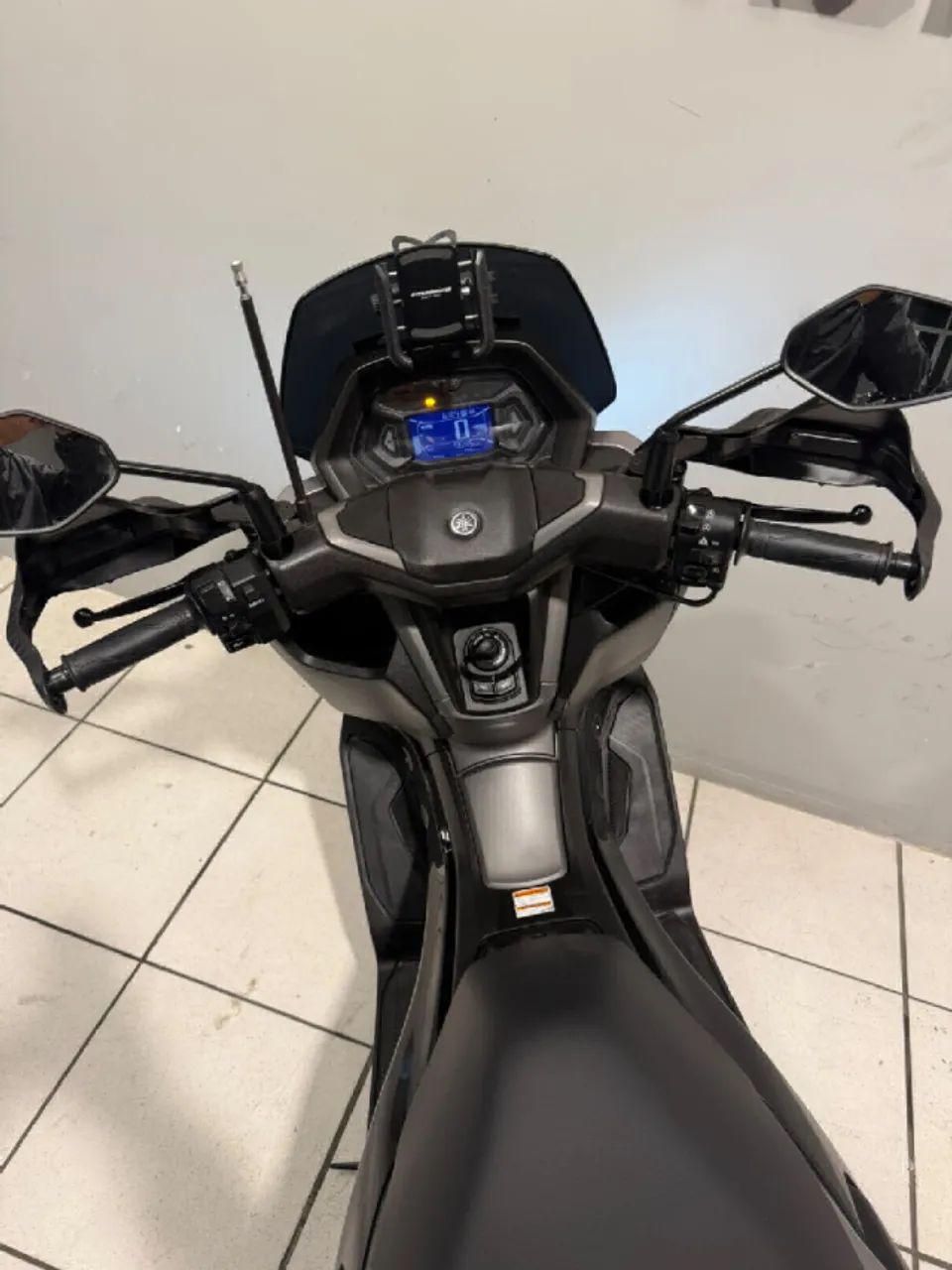 YAMAHA NMAX Connected 160 ABS - Foto 4