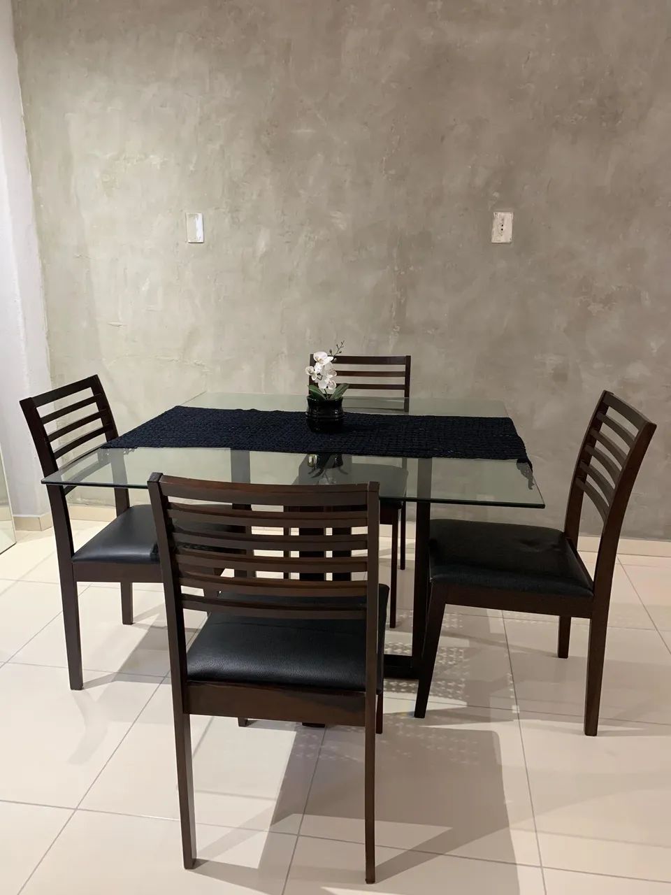 MESA DE VIDRO E CADEIRAS - Foto 2
