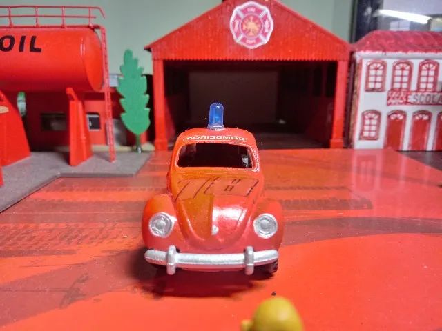 MINIATURA VW FIRE 18 ESCALA 1/43 - Foto 3