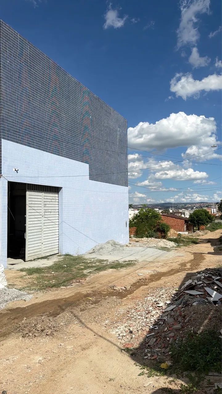 Galpão com 300 metros - Após conclusão 600 metros  - Foto 2