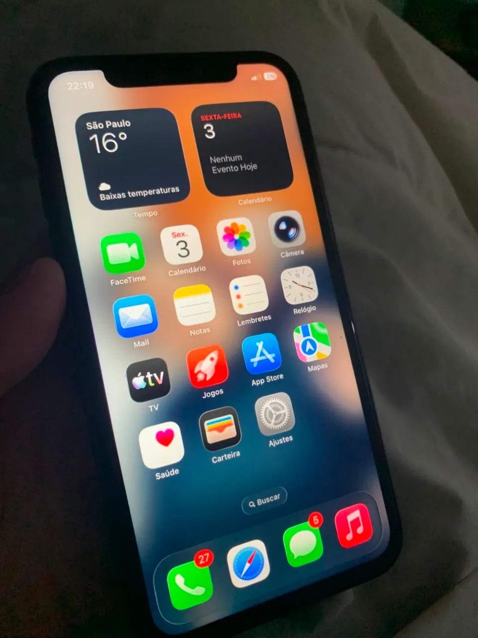 Vendo ou troco IPhone 11