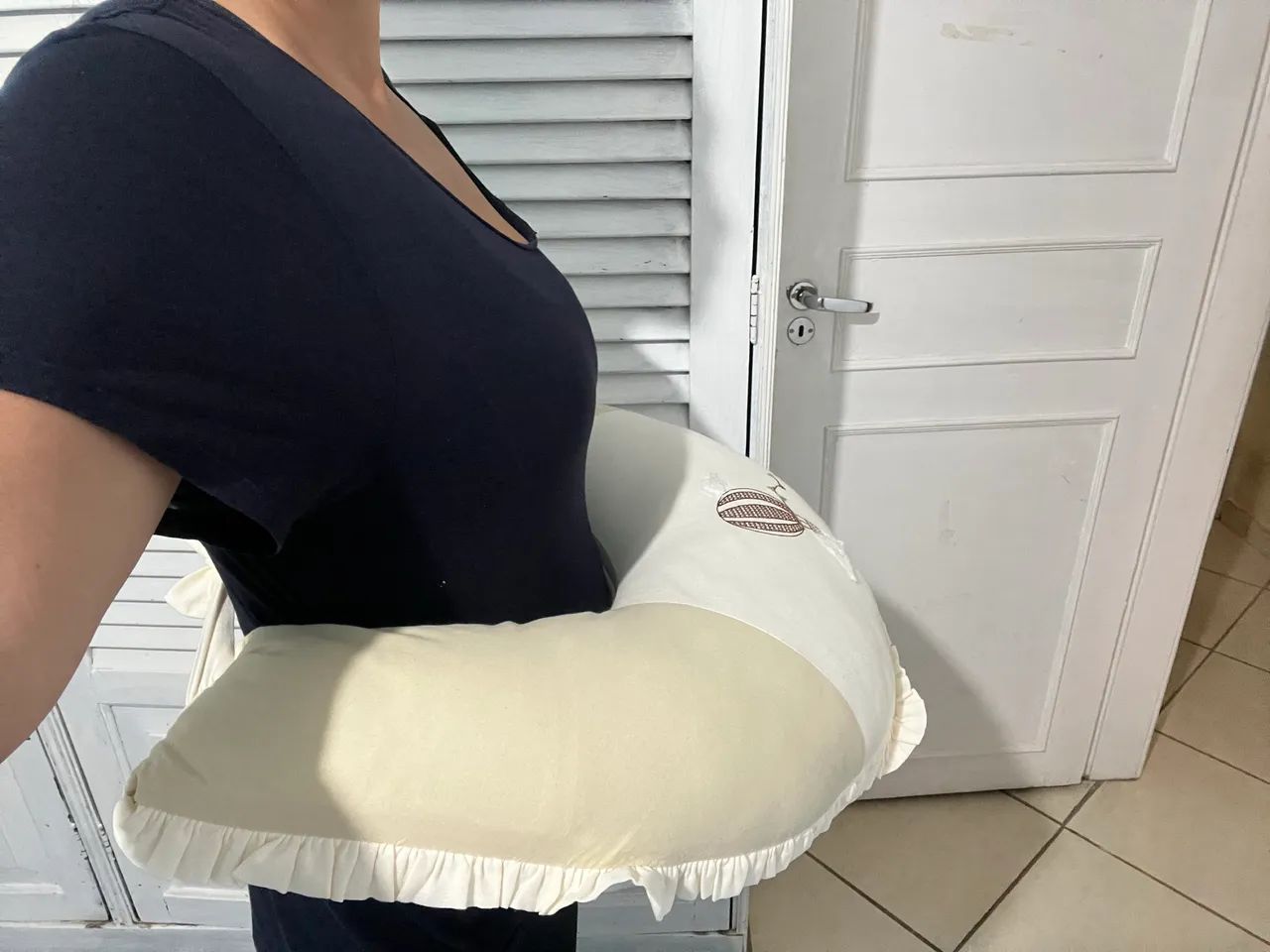 Almofada de amamentação em perfeito estado - Foto 3