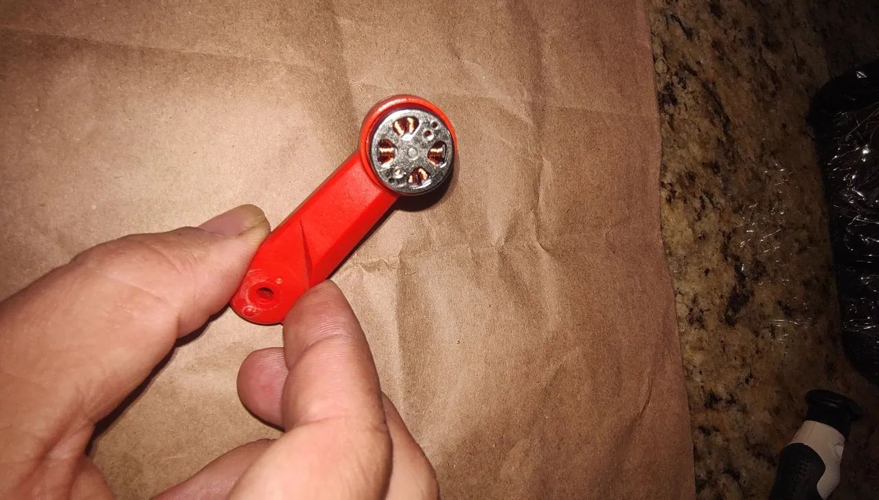 Braço completo traseiro A ou B Drone L900 - Foto 4