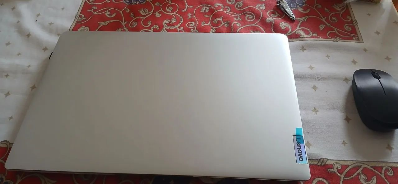 Notebook Lenovo I3  - Foto 4