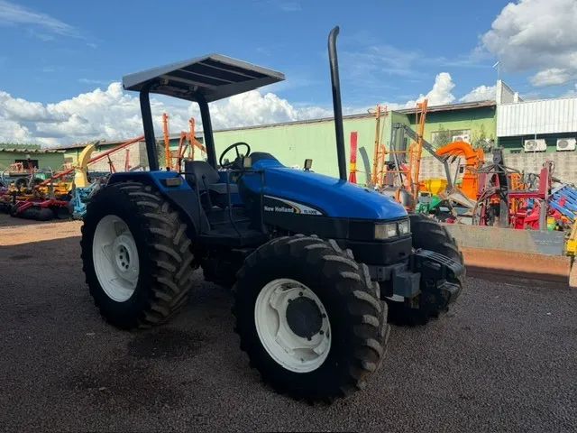New Holland TL 100 4x4 ano 2000 - Foto 2