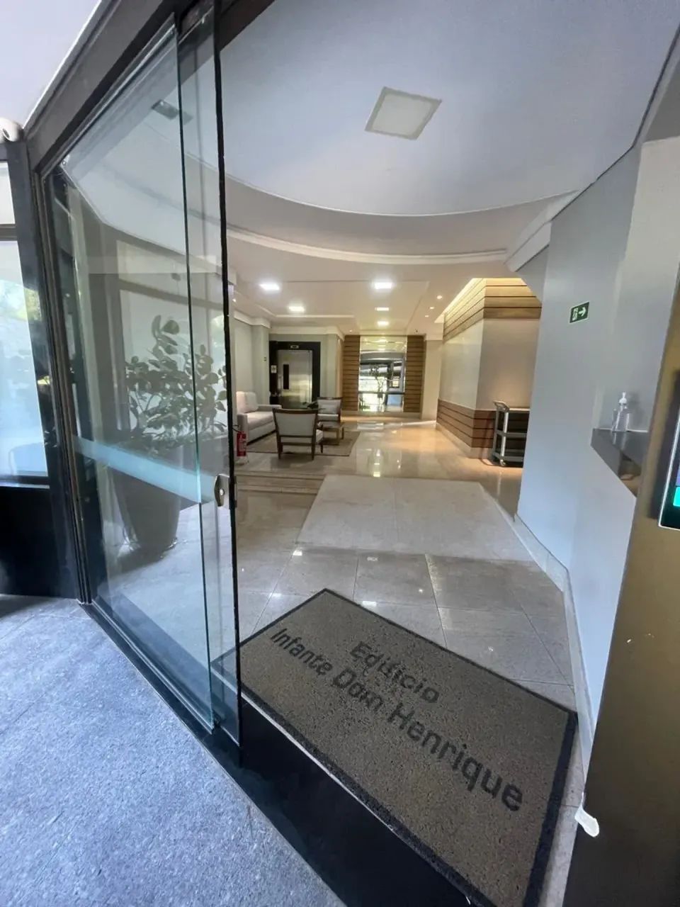Apartamento Edifício Infante Dom Henrique - zona 04 - Maringá/PR - Foto 2