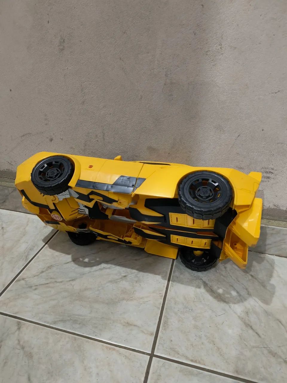 Camaro Amarelo Antigo Robô  - Foto 5