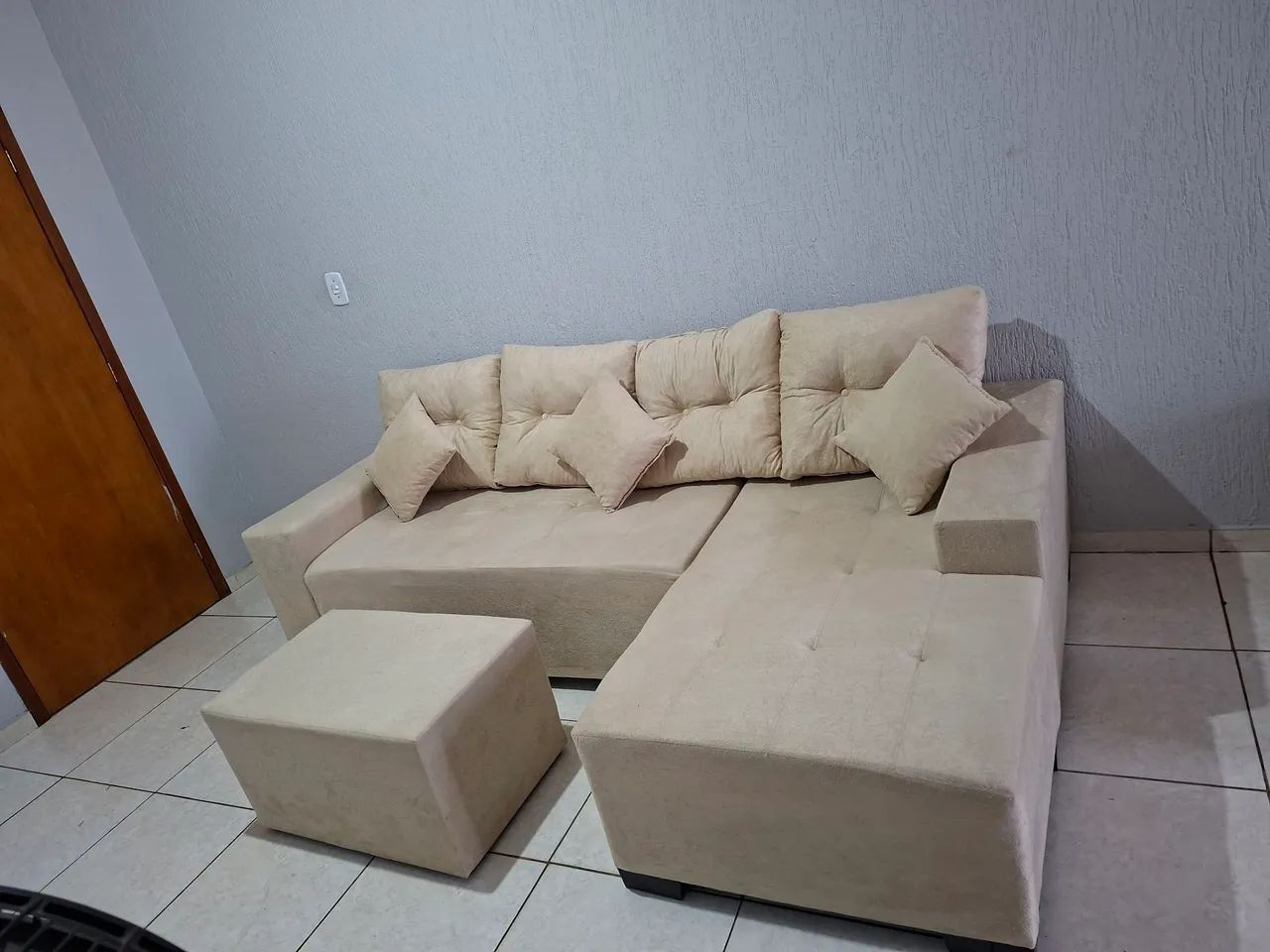 Sofá com 1 mês de uso - Foto 2