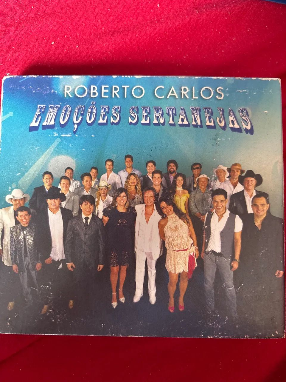 Roberto Carlos: Emoções Sertanejas: Dois CDS.