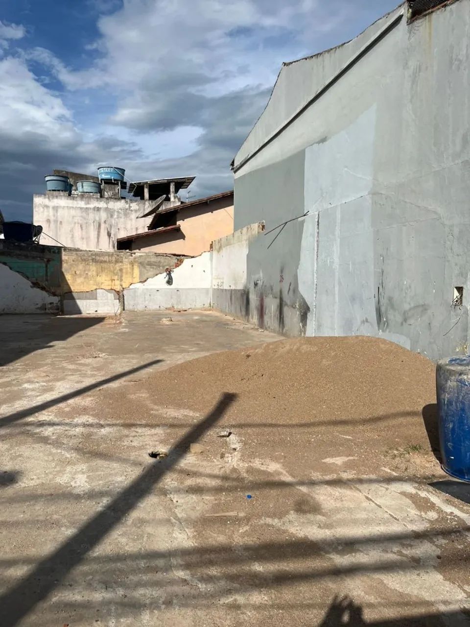 Apenas vendo terreno 