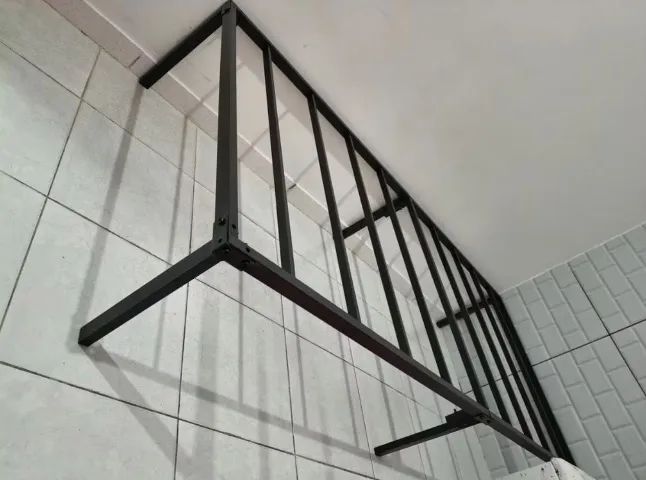 Cama de metal 