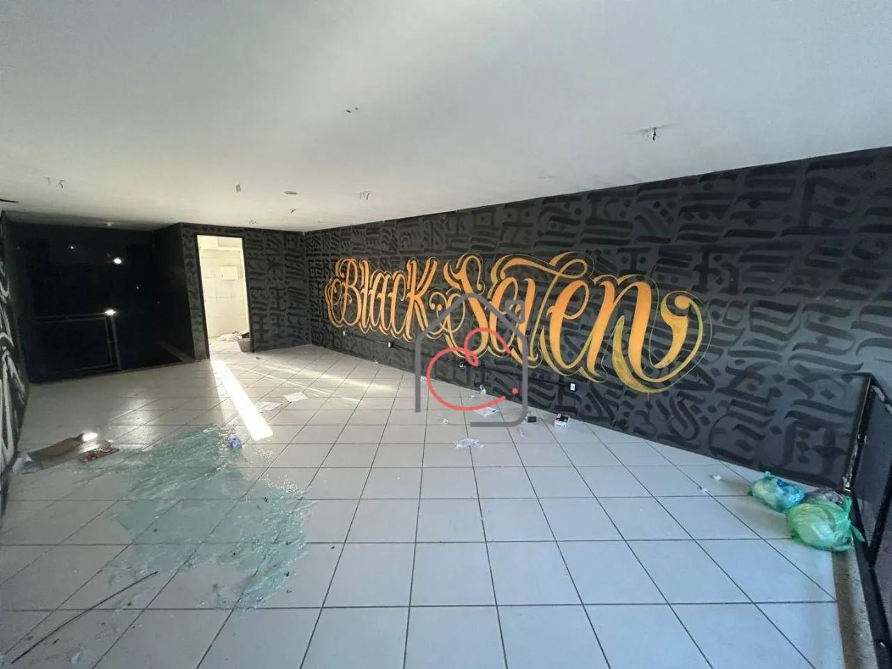 Sala Comercial de frente para Avenida Rui Barbosa - Foto 4