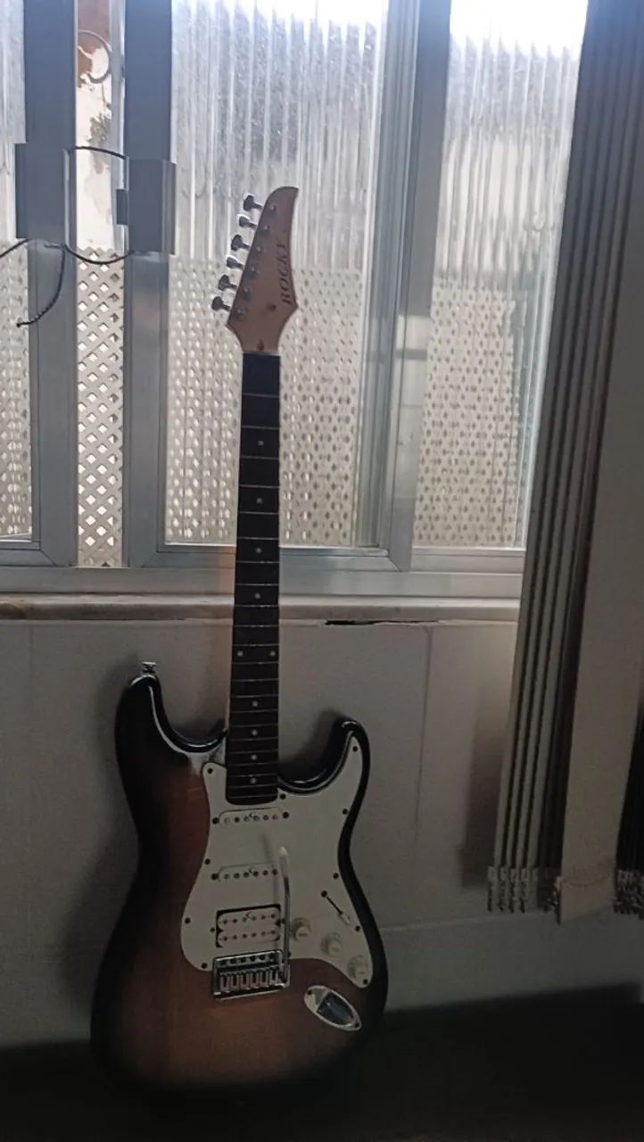Guitarra Condor - Modelo Rocky - Foto 2