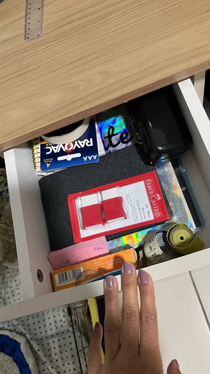 Mesa de estudos/ escrivaninha funcional 