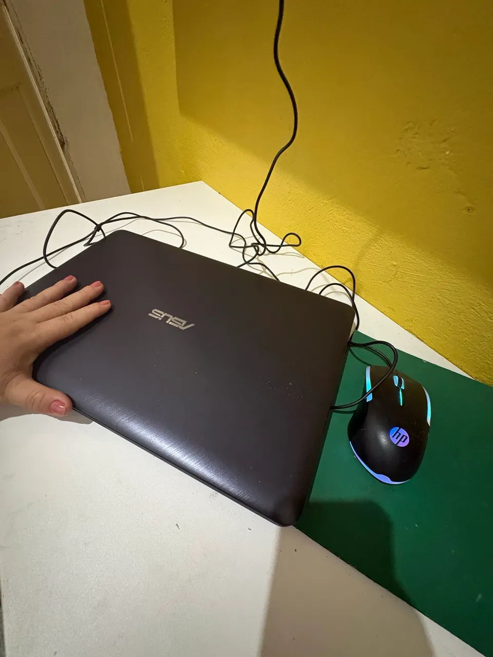 Notebook core i3 Windows 10 pro model: X543U cel 4gb 256gb preto