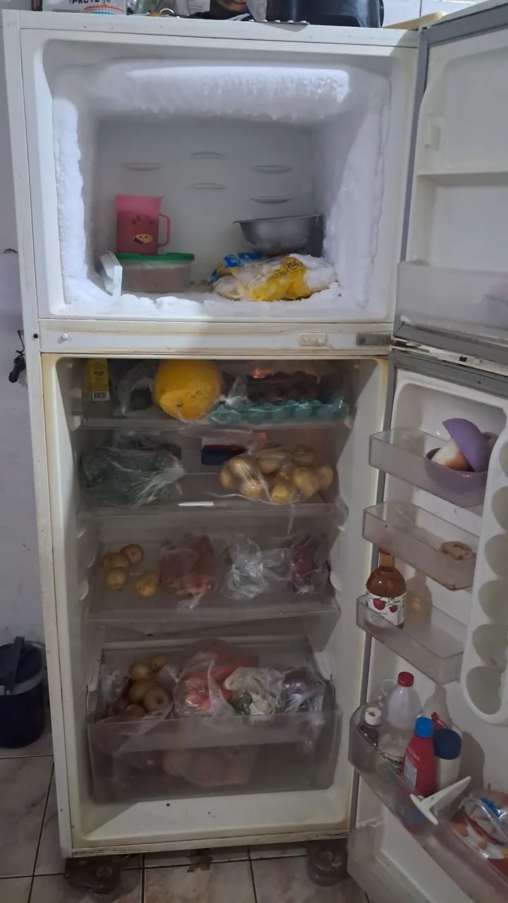 Vendo essa geladeira  - Foto 4