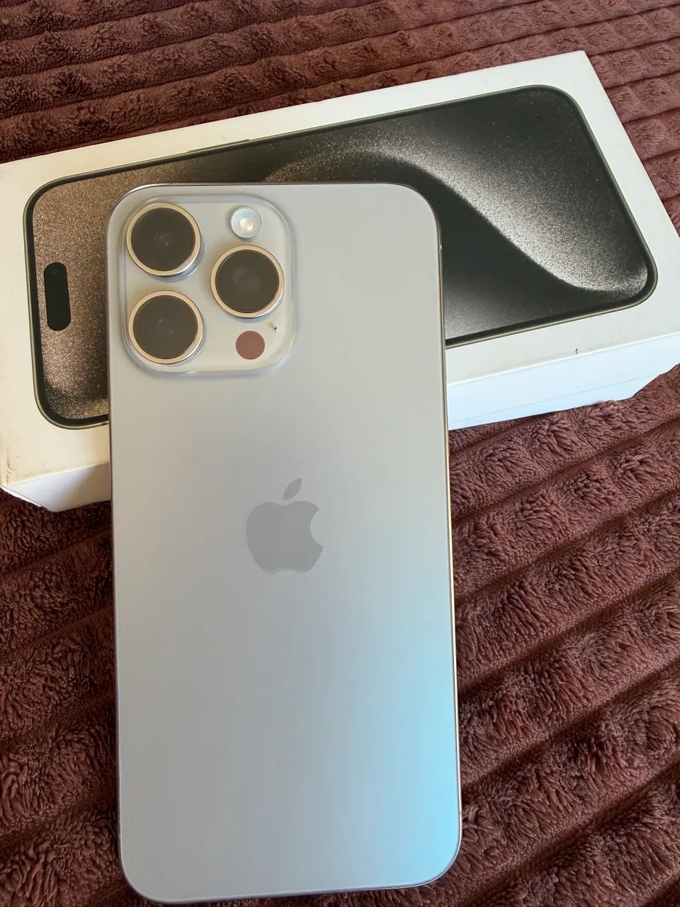 Iphone 15 Pro 256 GB - Foto 3