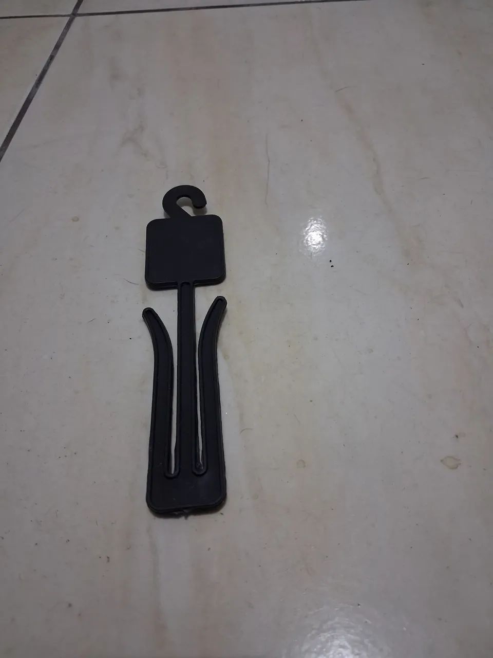 Cabide Chinelo Sapatilha (lote com 115 unidades)