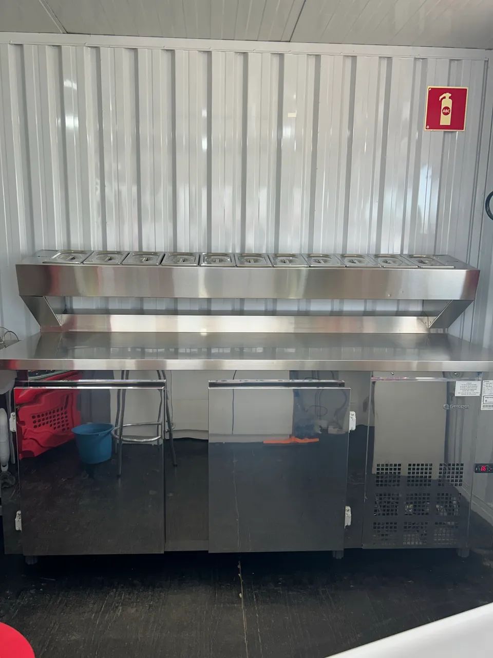 Balcão condimentador refrigerado  - Foto 3