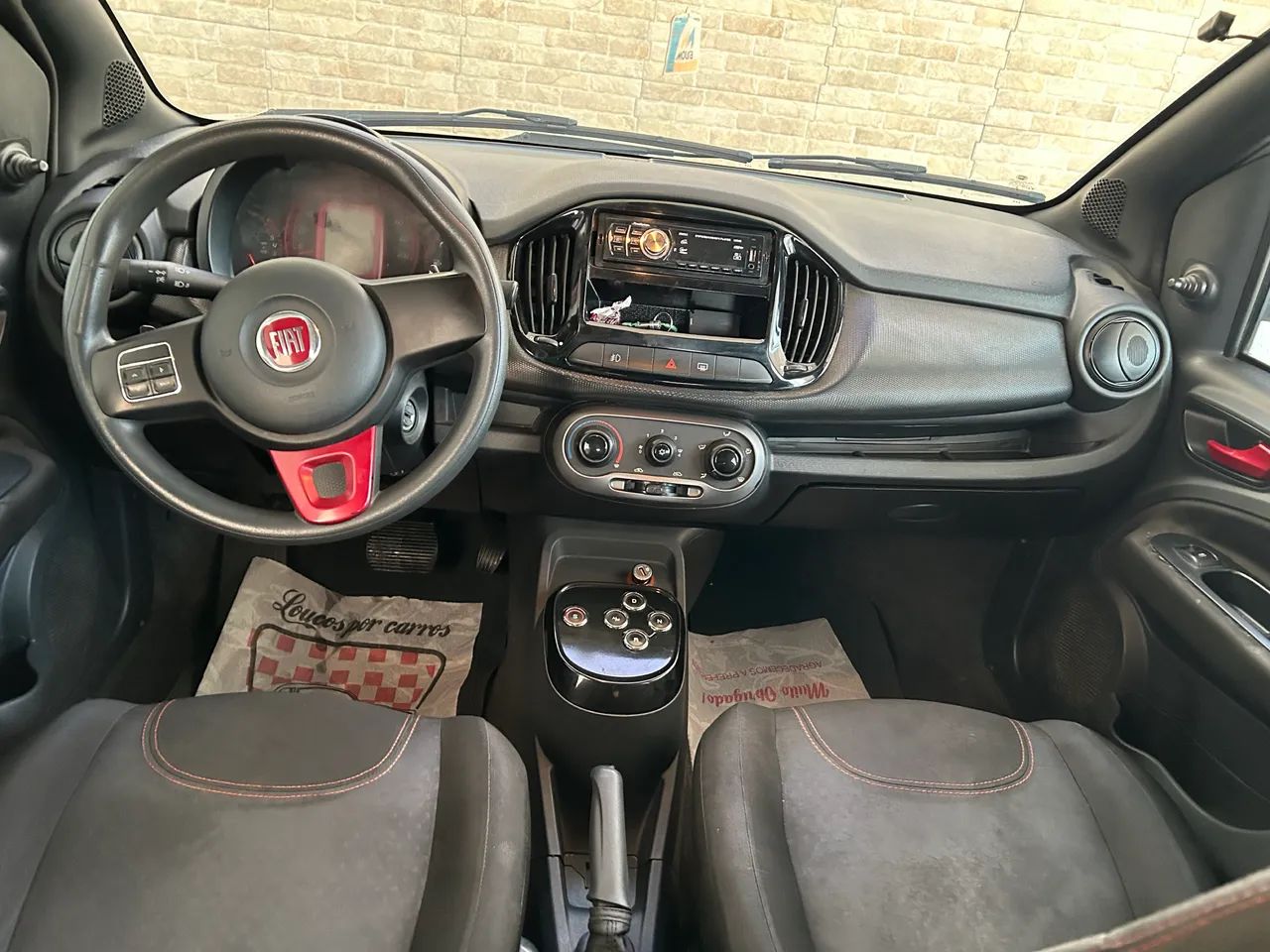 Fiat Uno Sporting 1.4 EVO Fire Flex 8V 4P 2016 - Foto 3