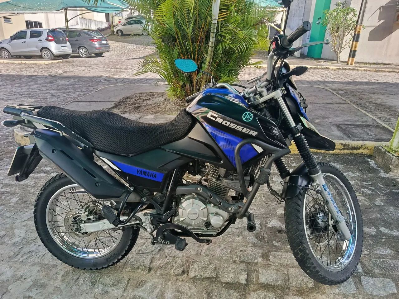 Crosser 2022 cor Azul 