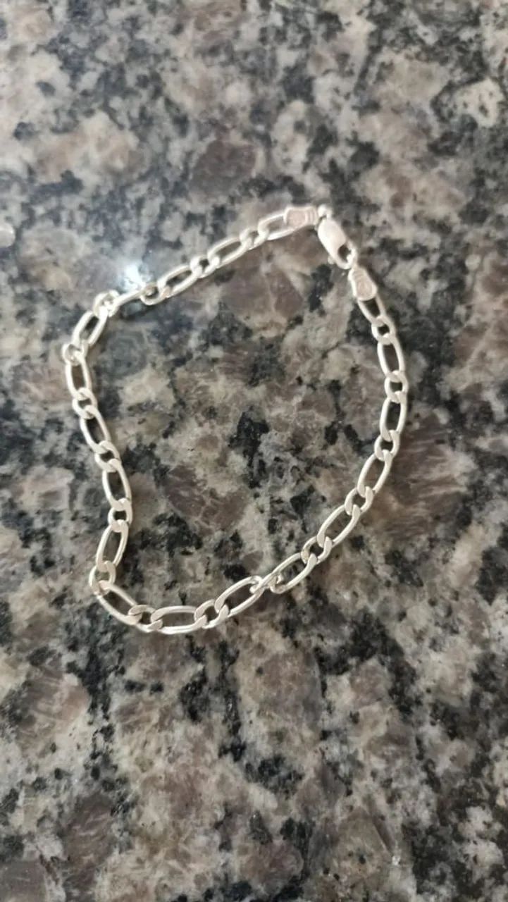 Vendo pulseira de Prata 950