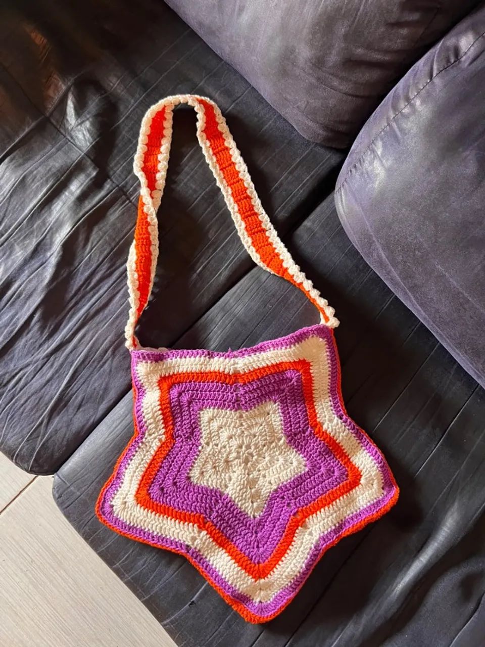 Vende - se bolsa de crochê Estrela  - Foto 3