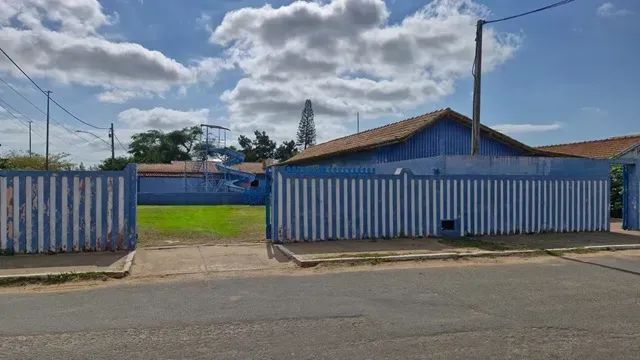 CASA 07 QUARTOS SENDO DUAS SUÍTES  ATAFONA ÁREA CENTRAL