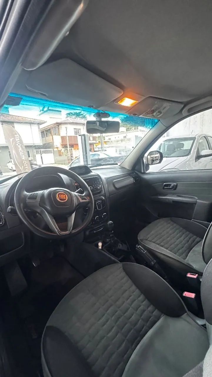 Fiat Strada Adventure1.8/ 1.8 Locker Flex CD 2014 - Foto 3