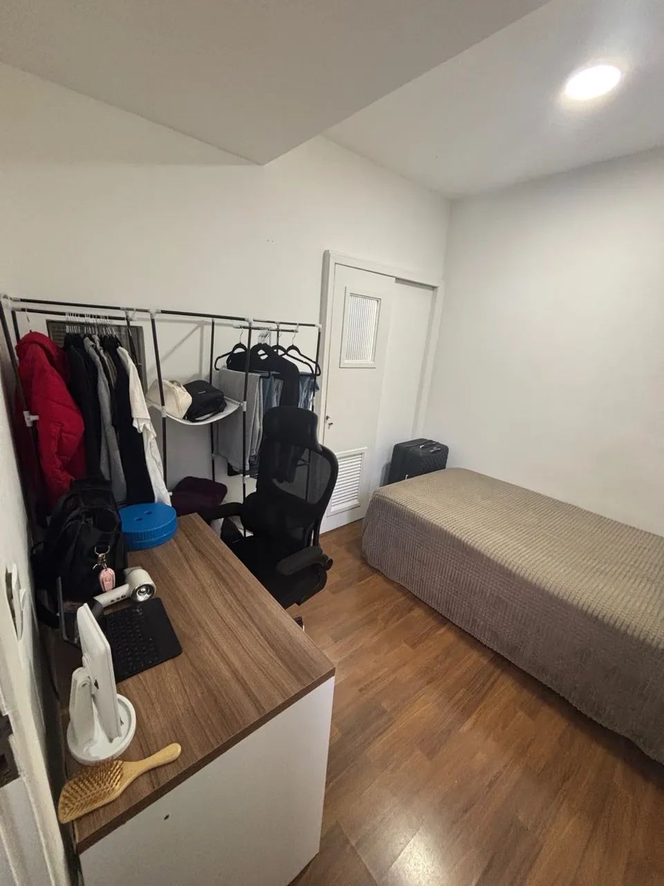 QUARTO PARA ALUGAR NA 16 de março 