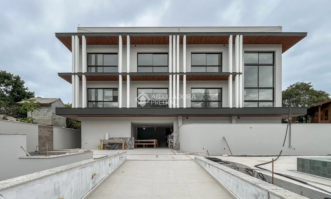 Lindo Studio, 1 dormitórios e 1 suíte localizado na Rua da Capela