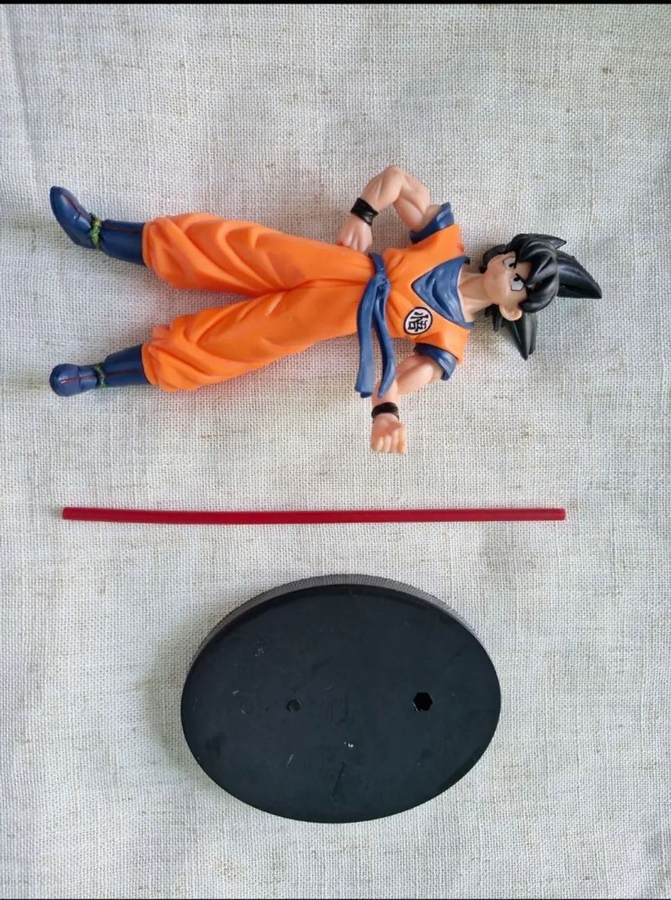 Figura action. Entrego