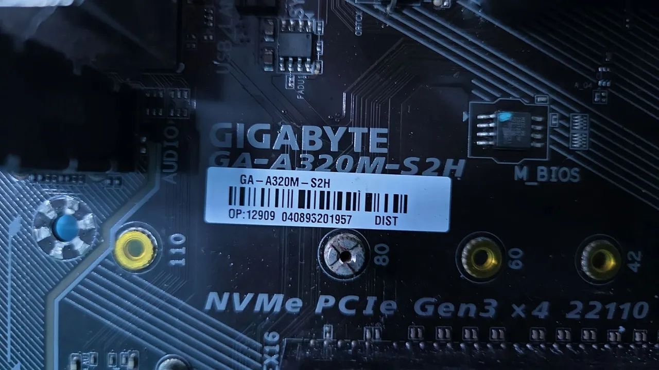 Placa mae A320M AM4 - AMD com defeito. - Foto 4