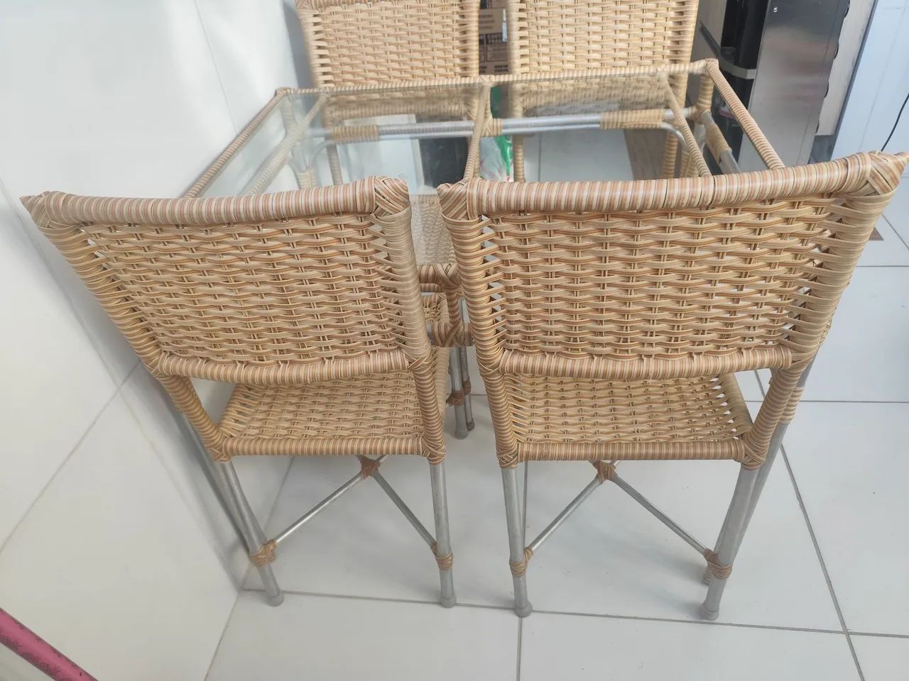 Mesa de 4 cadeiras  - Foto 2