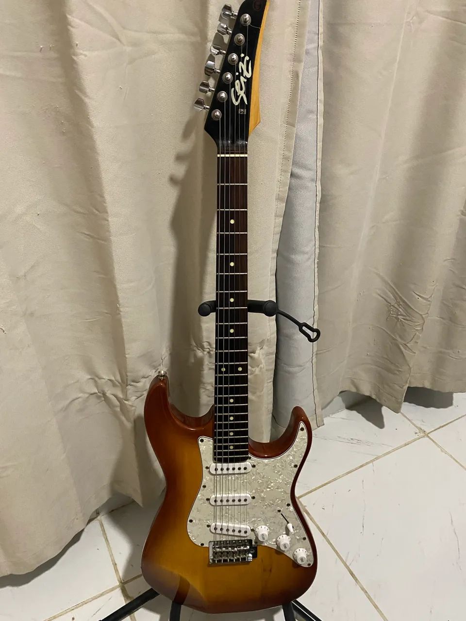 Guitarra Seizi vision 