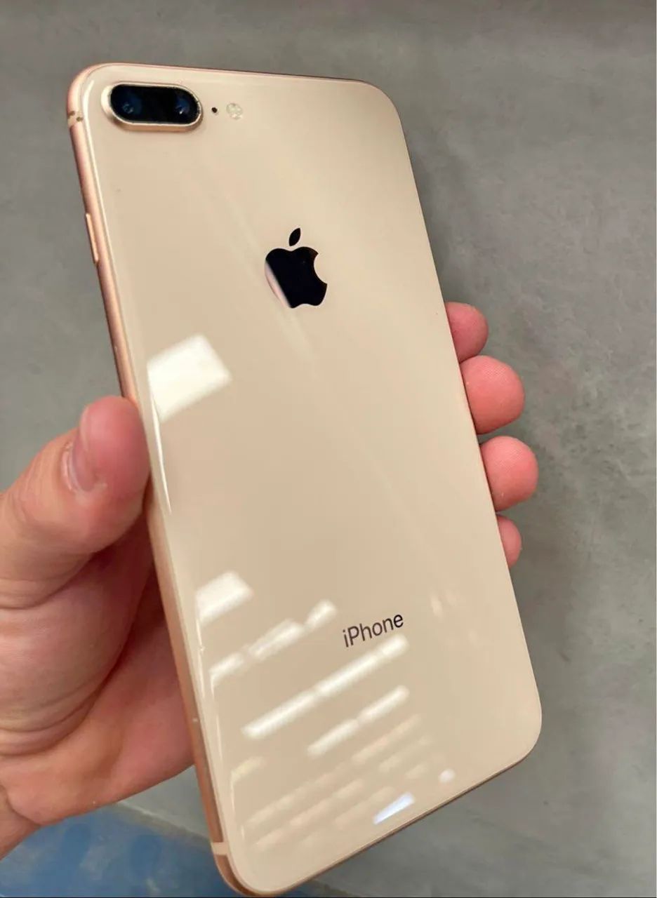 iPhone 8 Plus 