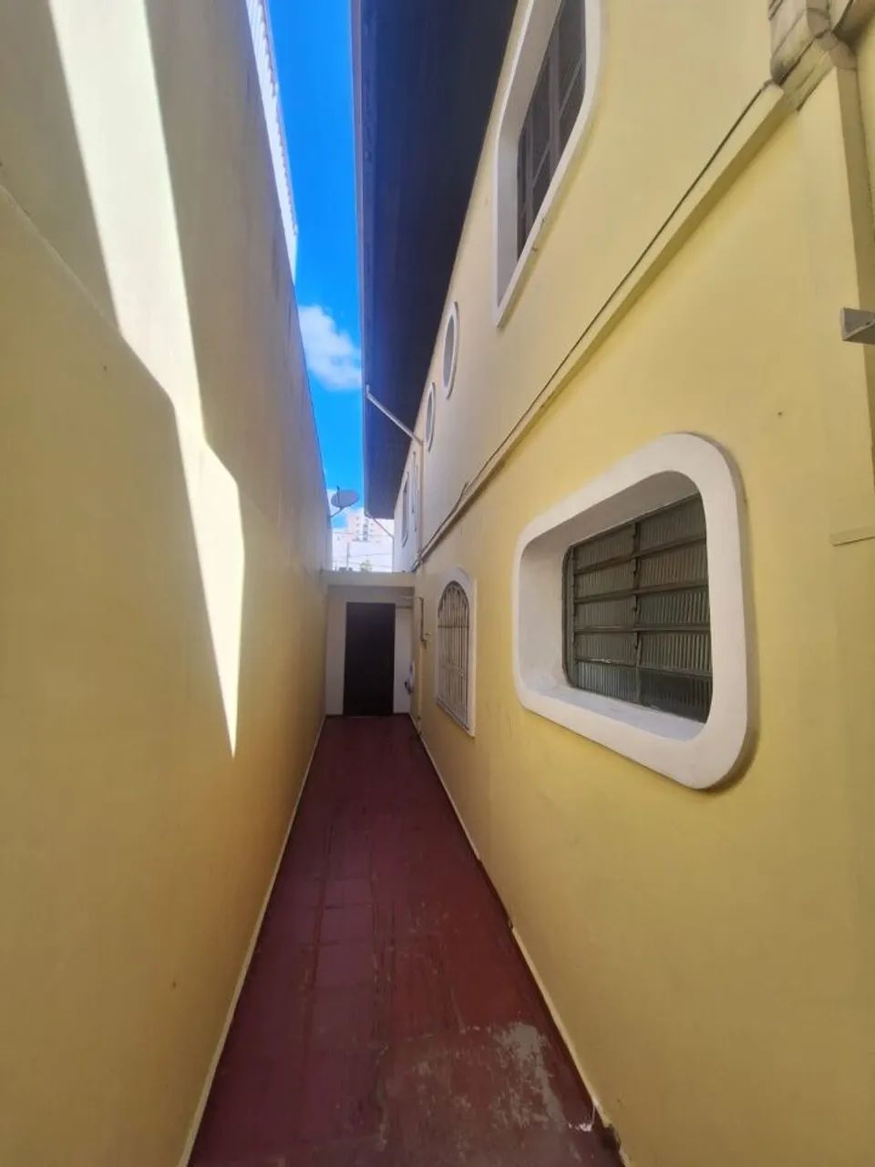 SOBRADO COM 3 QUARTOS E 1 EDICULA FL26 - Foto 4
