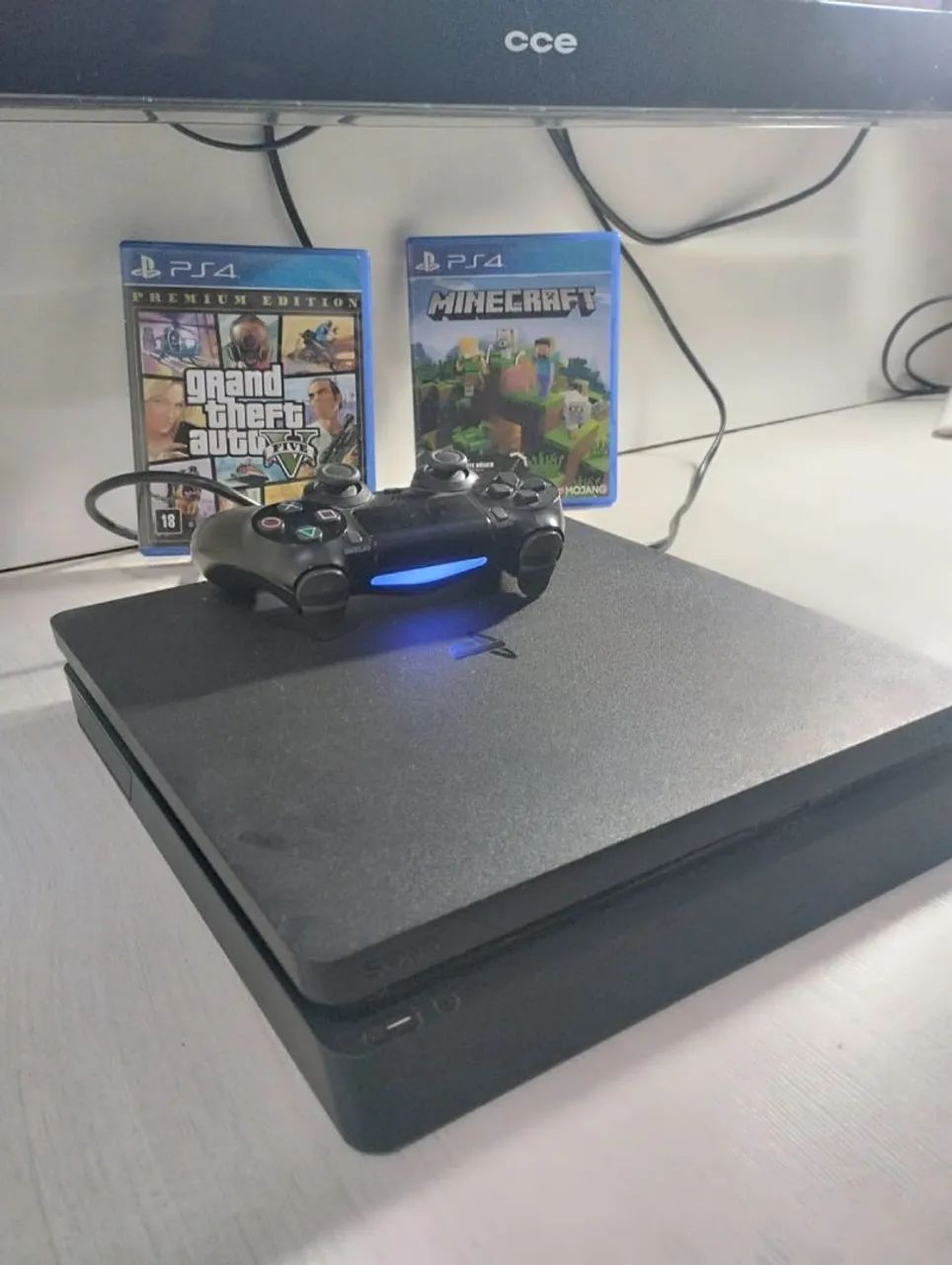 PS4 SLIM 800GB + JOGOS