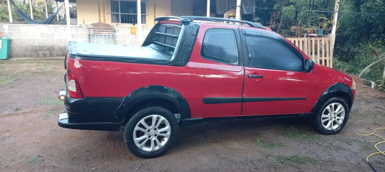 Fiat Strada 2012