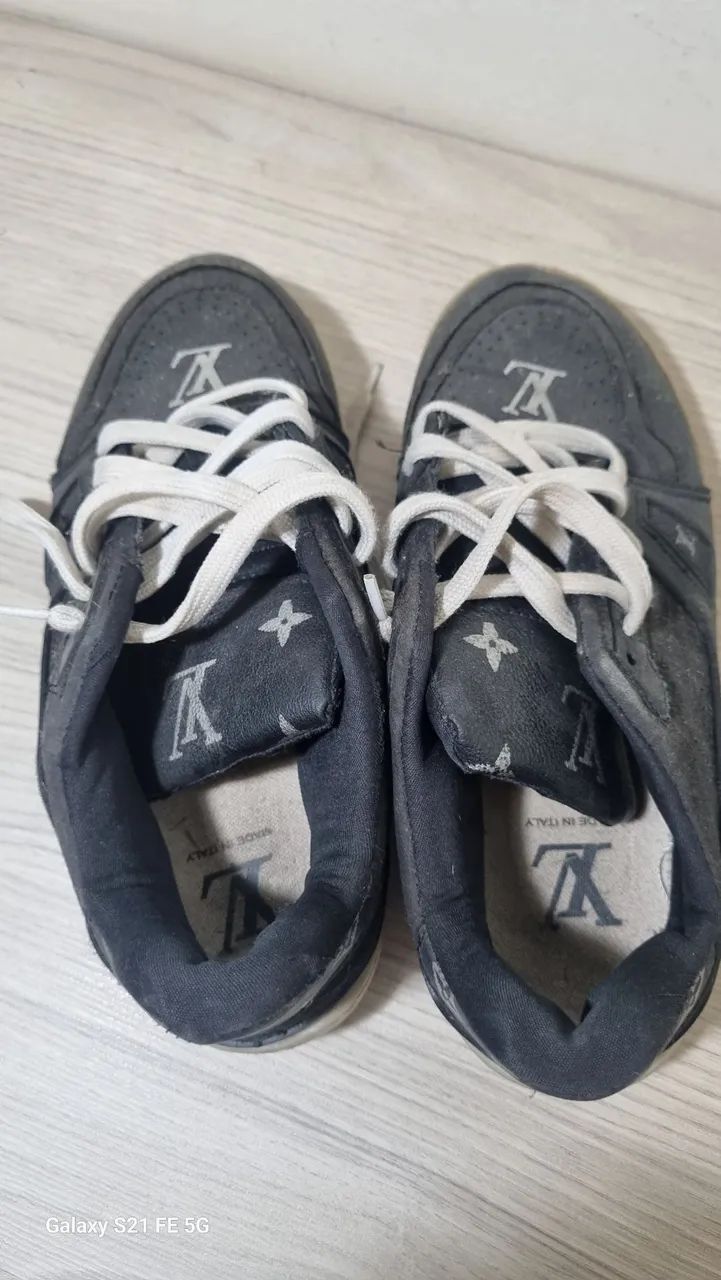Tênis preto 