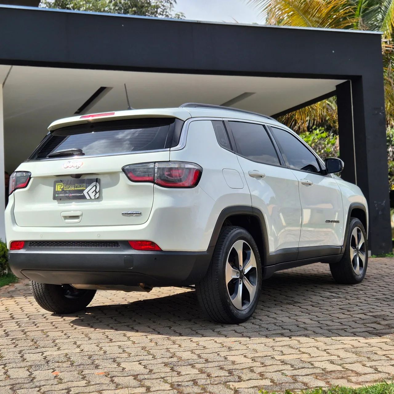 Jeep Compass Longitude 2.0 4X2 Flex 16V Aut. 2017 - Foto 2