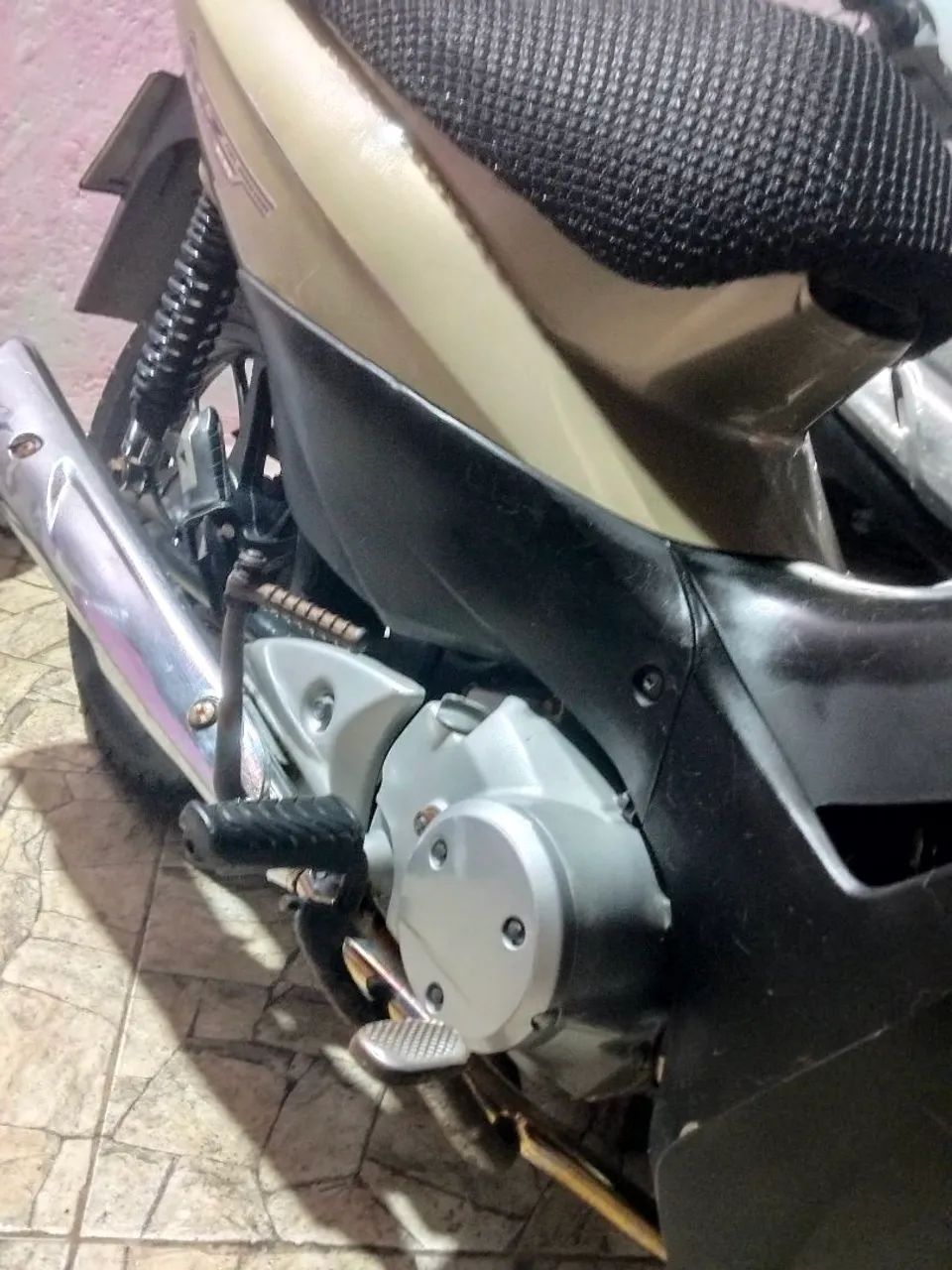 Biz ES 125  - Foto 3