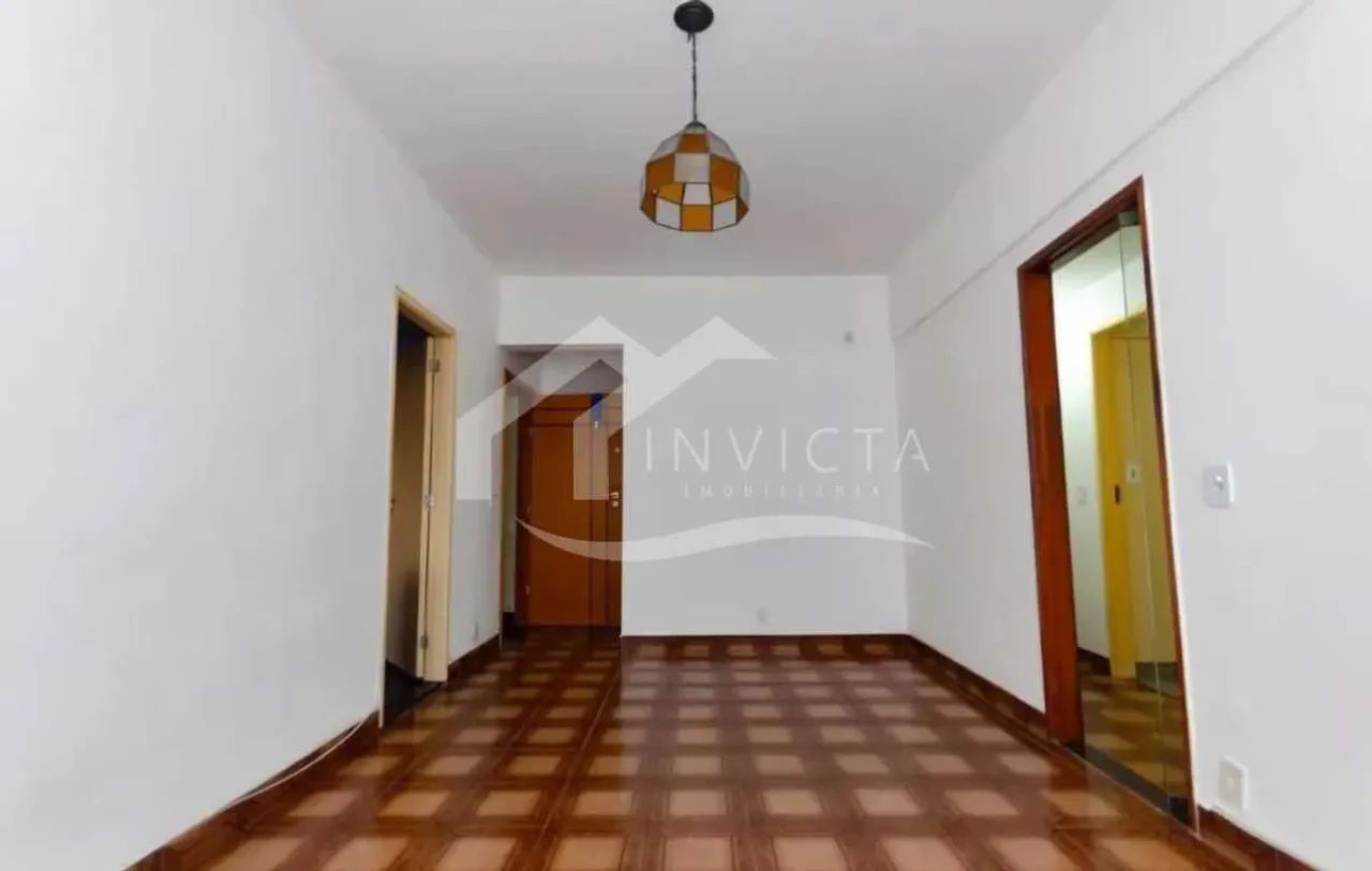 Excelente apartamento de 3 quartos com vaga em Ipanema!!!