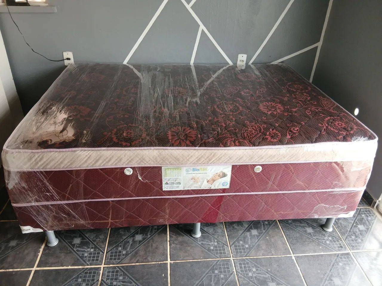 Cama Box Casal De Molas Semi Nova  - Foto 3