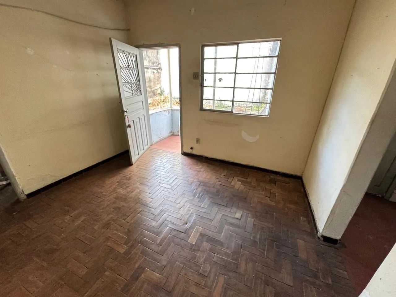 Casa para alugar com quintal no bairro Renascença