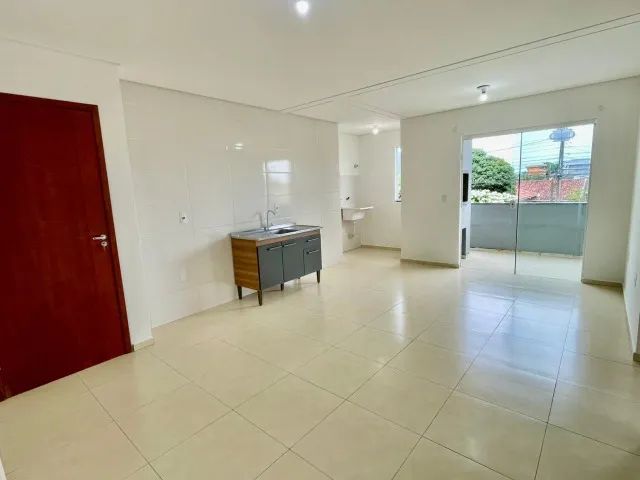 Apt 2 quartos-Campeche próximo do Trevo do Erasmo e Comcap