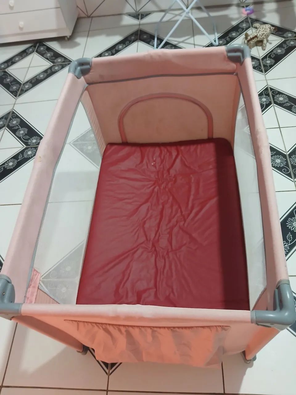 Vendo esse cercadinho marcas de uso - Foto 2