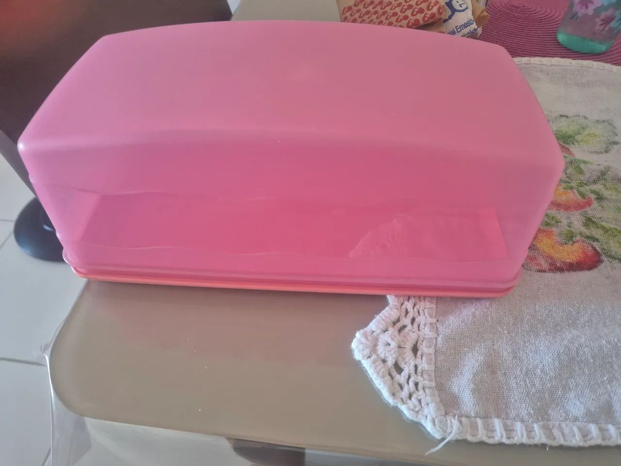 Porta pão tupperware