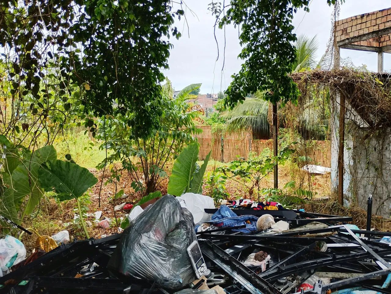 TERRENO À VENDA ? EXCELENTE OPORTUNIDADE!<br> - Foto 2